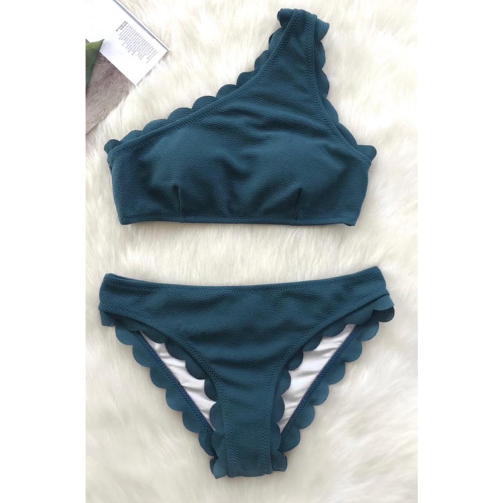 ❗️FINAL❗️ 🆕 CUPSHE Teal Green Scalloped Bikini 🔴🔴 - Picture 2 of 8